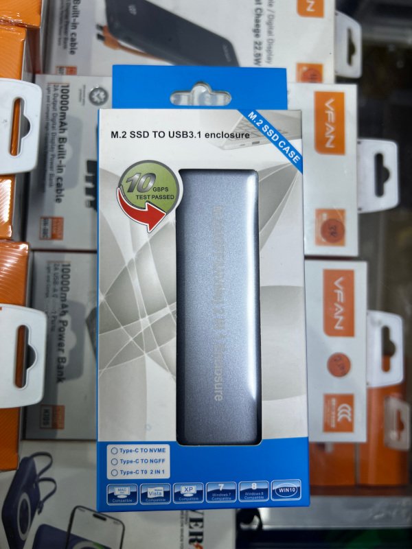 M.2 SSD To USB3.1 enclosure front